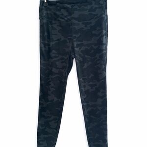 Danskin Black Camo Leggings